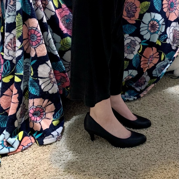 Life Stride Parigi Pumps, women’s size 8, black - Picture 9 of 9